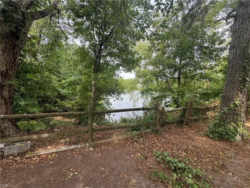 Photo 9 of 9 residential for sale in Virginia Beach virginia
