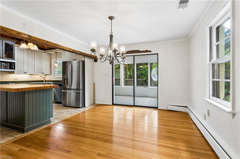Photo 16 of 49 residential for sale in Virginia Beach virginia