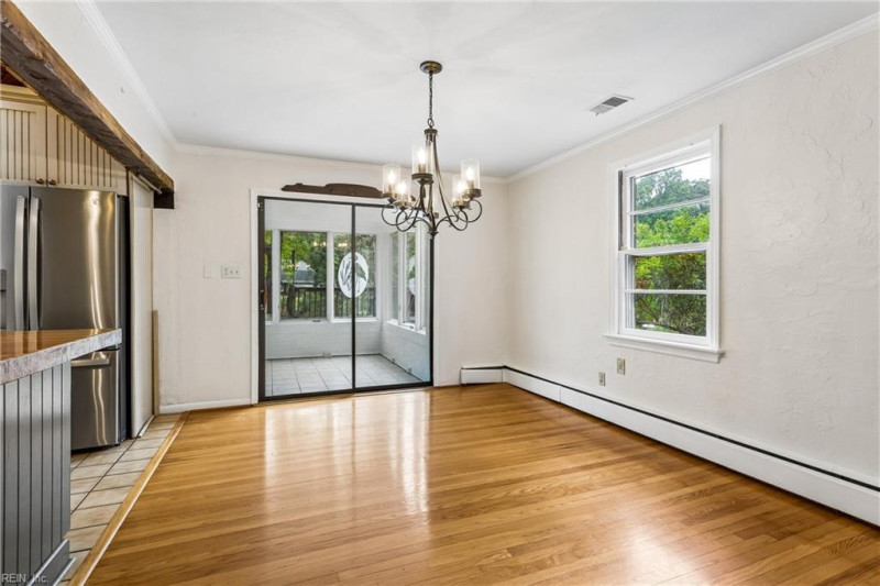 Photo 17 of 49 residential for sale in Virginia Beach virginia