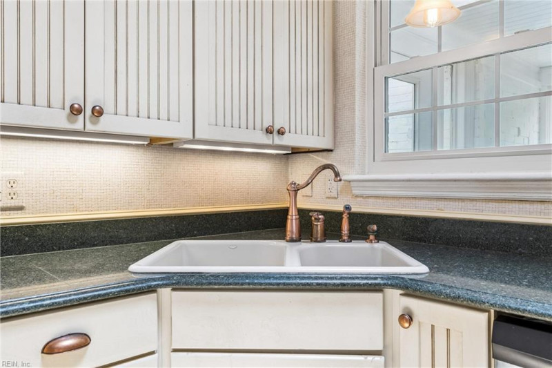 Photo 23 of 49 residential for sale in Virginia Beach virginia