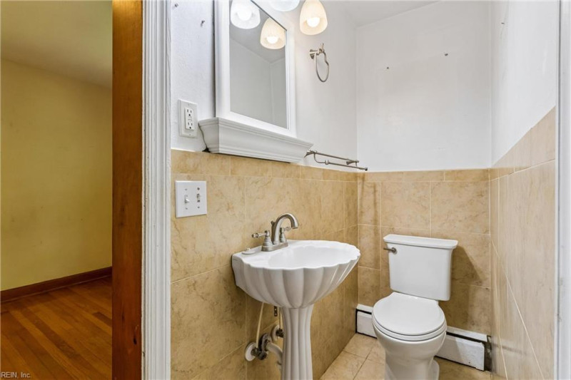 Photo 29 of 49 residential for sale in Virginia Beach virginia