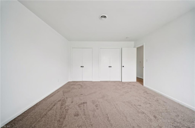 Photo 13 of 27 residential for sale in Virginia Beach virginia