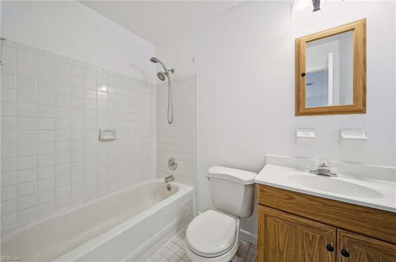 Photo 19 of 27 residential for sale in Virginia Beach virginia