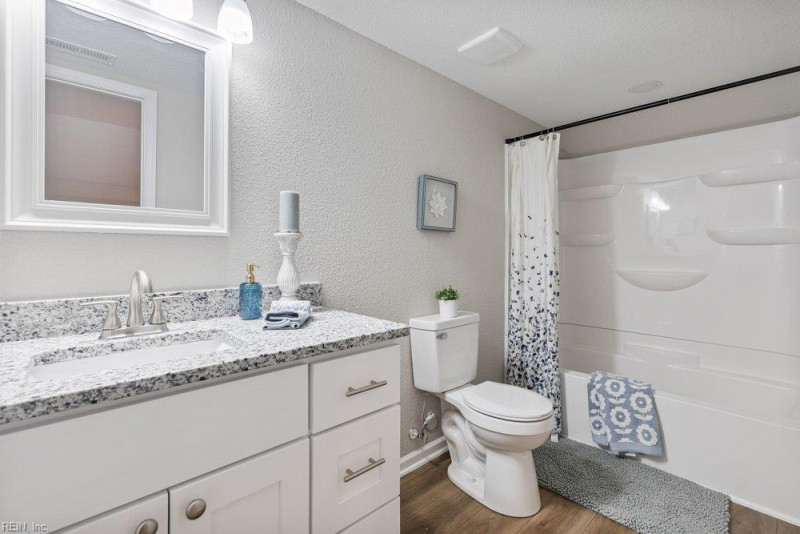 Photo 24 of 49 residential for sale in Chesapeake virginia