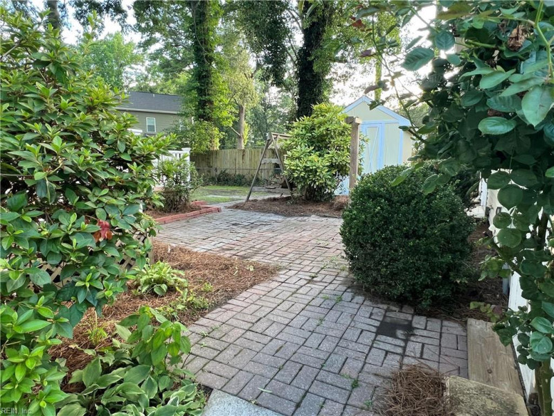 Photo 31 of 49 residential for sale in Chesapeake virginia