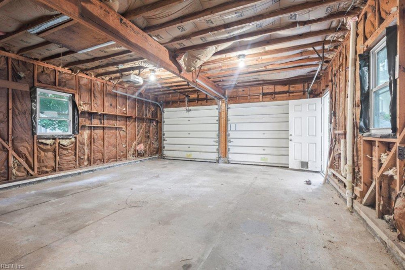 Photo 40 of 49 residential for sale in Chesapeake virginia