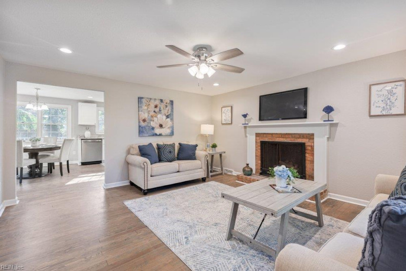 Photo 6 of 49 residential for sale in Chesapeake virginia
