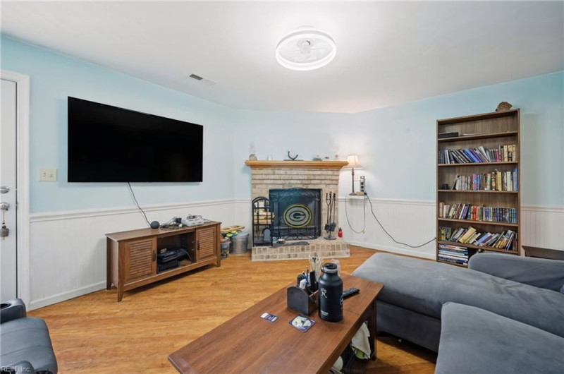 Photo 11 of 50 residential for sale in Suffolk virginia