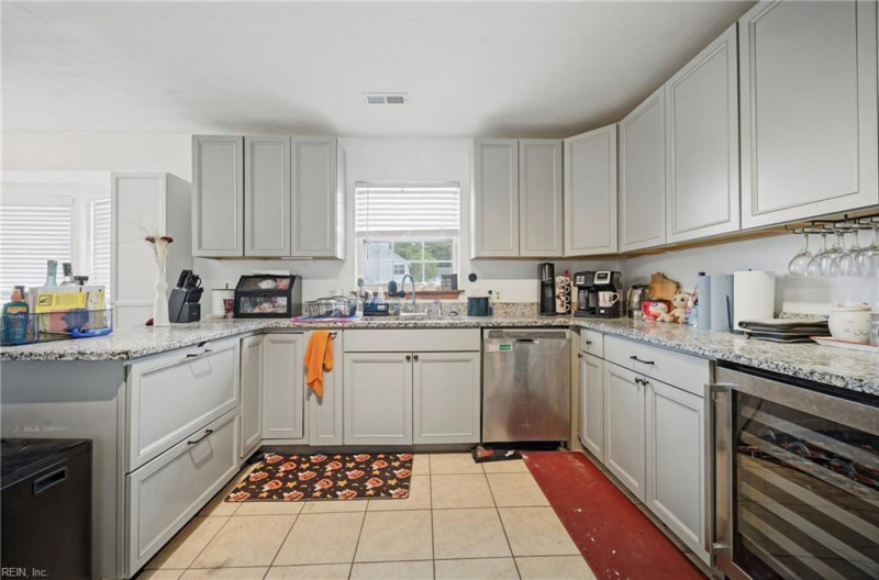 Photo 16 of 50 residential for sale in Suffolk virginia