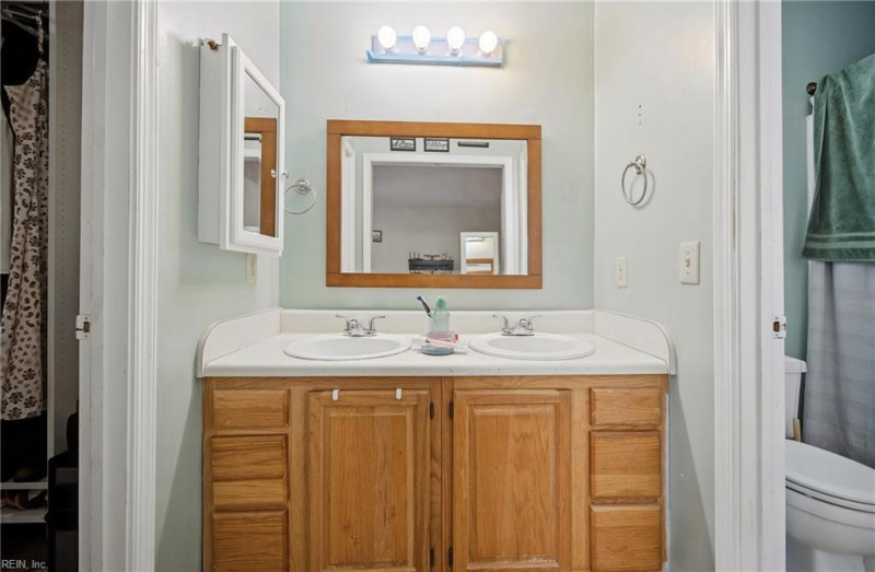 Photo 30 of 50 residential for sale in Suffolk virginia
