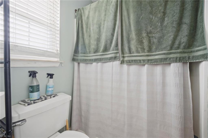 Photo 32 of 50 residential for sale in Suffolk virginia