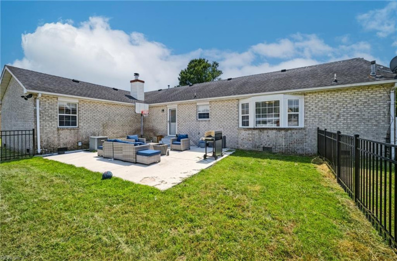 Photo 37 of 50 residential for sale in Suffolk virginia