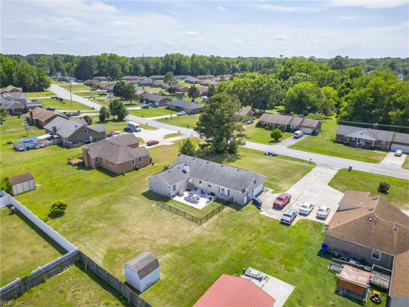 Photo 38 of 50 residential for sale in Suffolk virginia