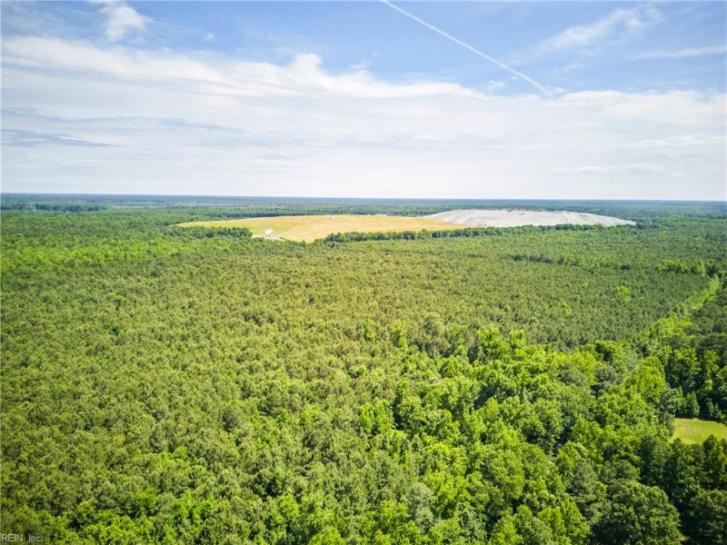 Photo 41 of 50 residential for sale in Suffolk virginia