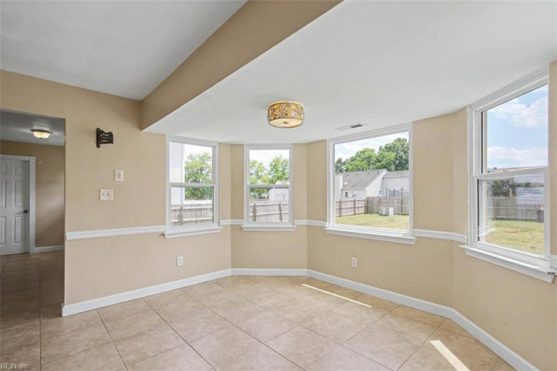 Photo 15 of 40 residential for sale in Chesapeake virginia Photo 15 of 40 residential for sale in Chesapeake virginia