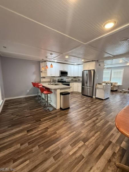 Photo 3 of 14 residential for sale in Virginia Beach virginia