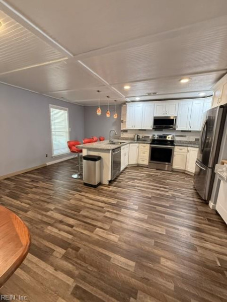 Photo 9 of 14 residential for sale in Virginia Beach virginia
