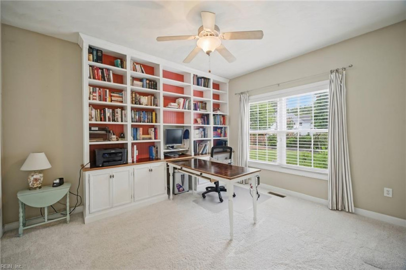 Photo 11 of 21 residential for sale in Chesapeake virginia