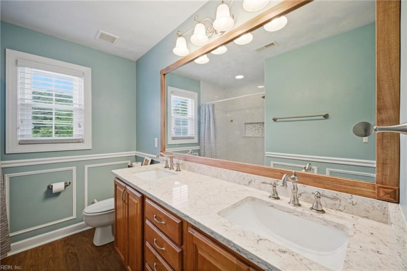 Photo 15 of 21 residential for sale in Chesapeake virginia