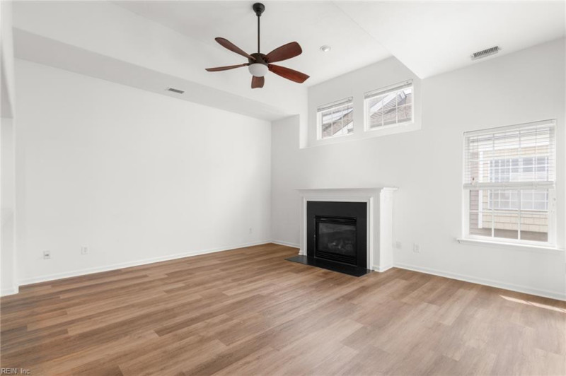 Photo 18 of 46 residential for sale in Suffolk virginia