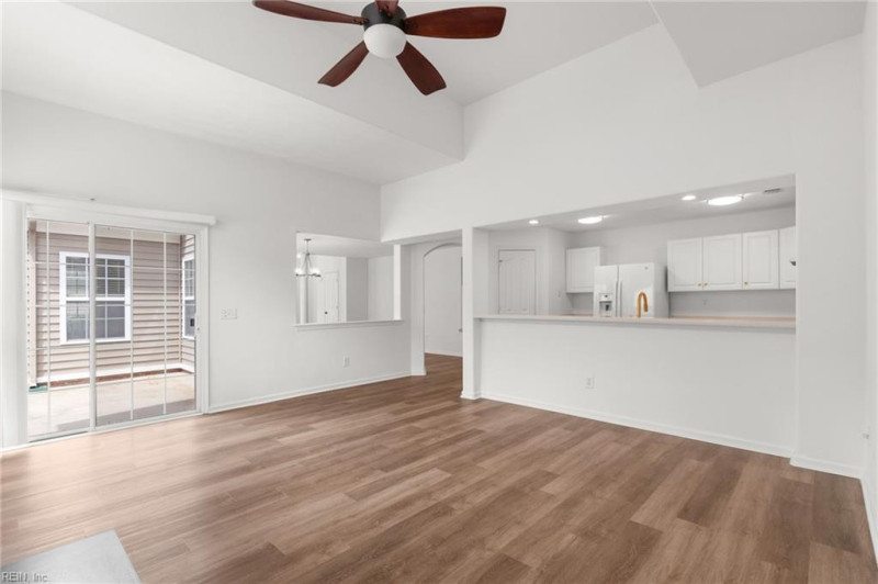 Photo 19 of 46 residential for sale in Suffolk virginia