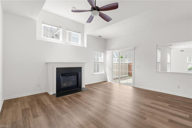 Photo 20 of 46 residential for sale in Suffolk virginia
