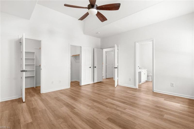 Photo 25 of 46 residential for sale in Suffolk virginia