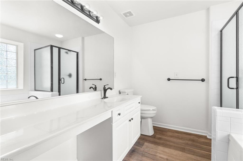 Photo 27 of 46 residential for sale in Suffolk virginia