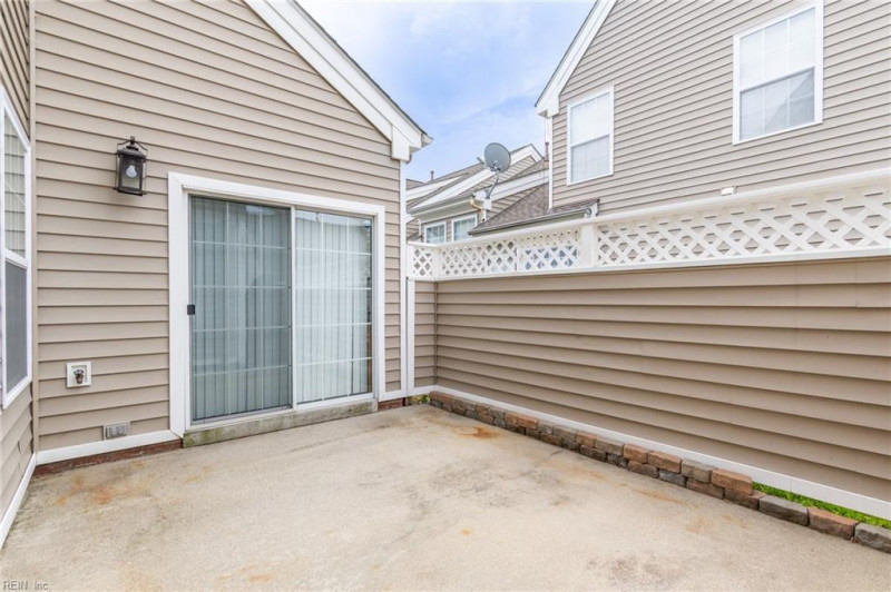 Photo 40 of 46 residential for sale in Suffolk virginia