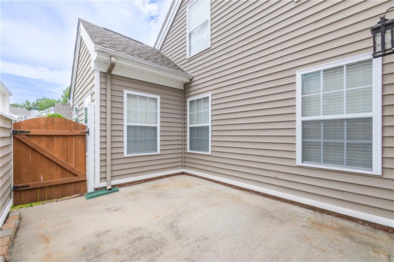 Photo 41 of 46 residential for sale in Suffolk virginia
