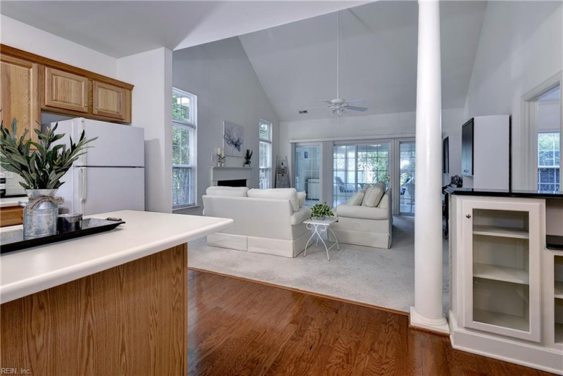 Photo 16 of 32 residential for sale in Williamsburg virginia