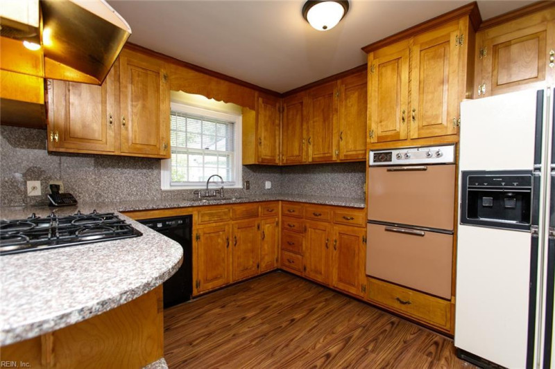 Photo 20 of 49 residential for sale in Newport News virginia