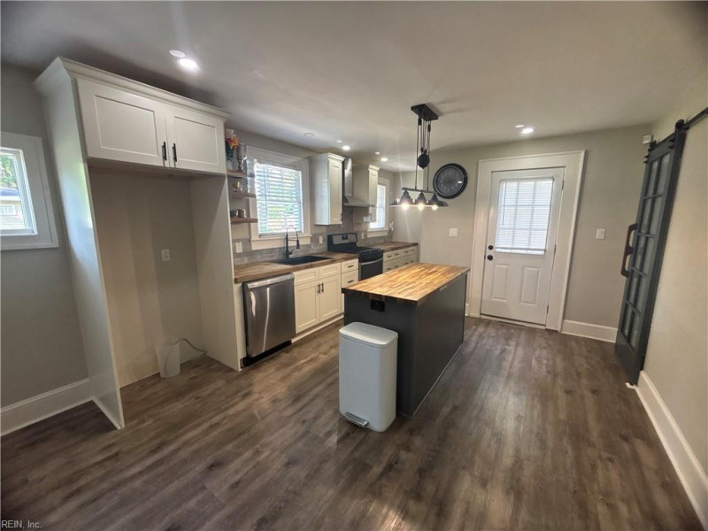 Photo 6 of 35 residential for sale in Portsmouth virginia Photo 6 of 35 residential for sale in Portsmouth virginia