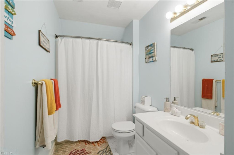 Photo 26 of 44 residential for sale in Chesapeake virginia Photo 26 of 44 residential for sale in Chesapeake virginia