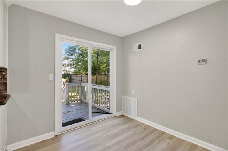 Photo 13 of 33 residential for sale in Norfolk virginia