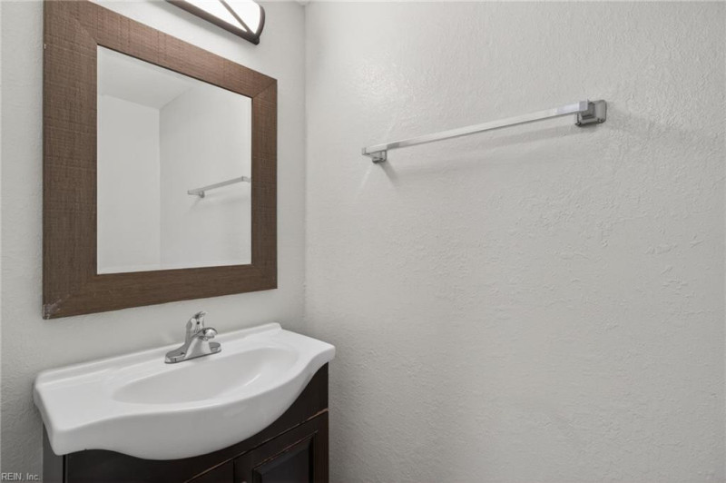 Photo 16 of 33 residential for sale in Norfolk virginia