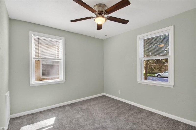 Photo 19 of 33 residential for sale in Norfolk virginia