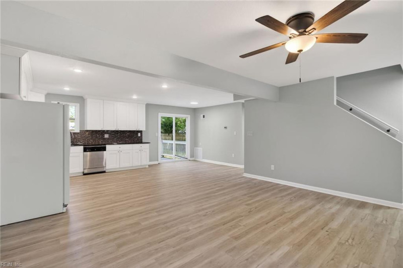Photo 7 of 33 residential for sale in Norfolk virginia