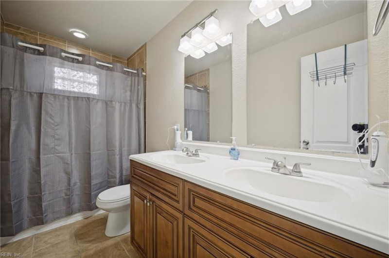 Photo 23 of 48 residential for sale in Norfolk virginia