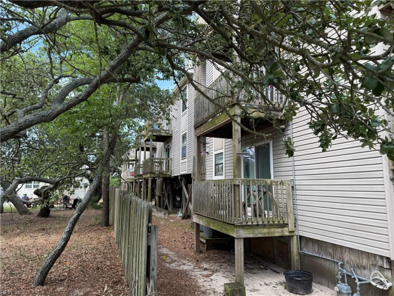 Photo 16 of 17 residential for sale in Norfolk virginia