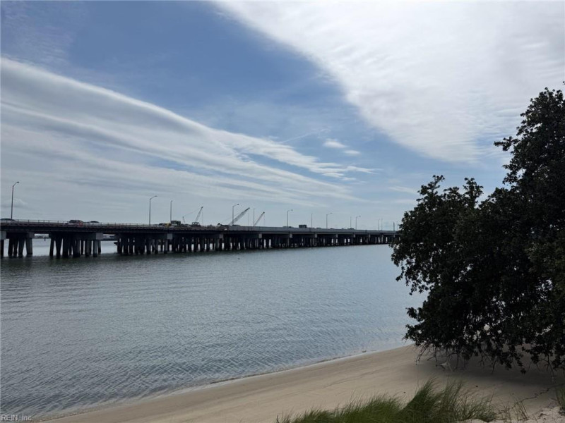 Photo 3 of 17 residential for sale in Norfolk virginia