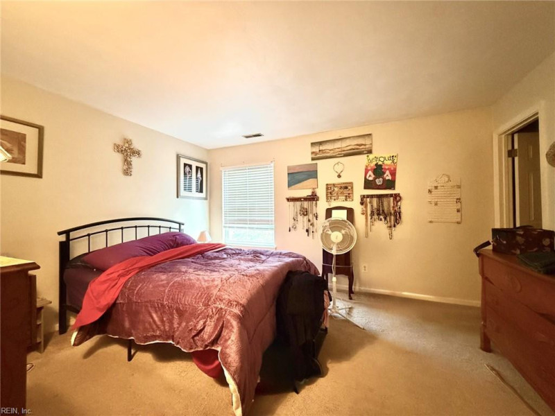 Photo 9 of 17 residential for sale in Norfolk virginia
