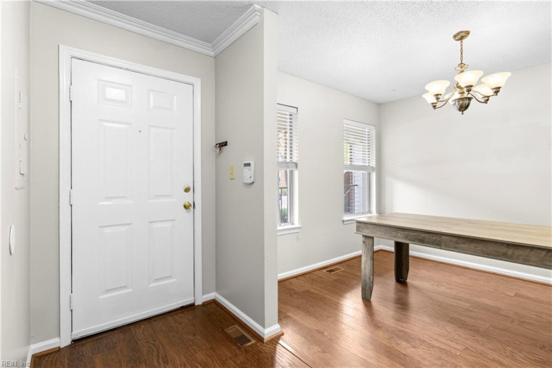 Photo 17 of 47 residential for sale in Norfolk virginia