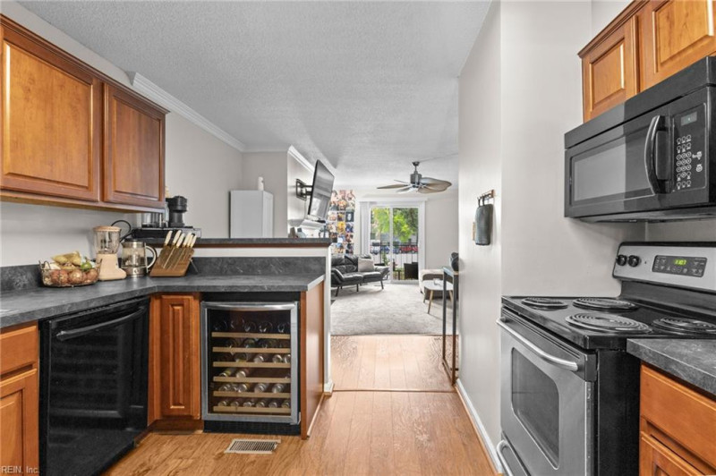 Photo 22 of 47 residential for sale in Norfolk virginia