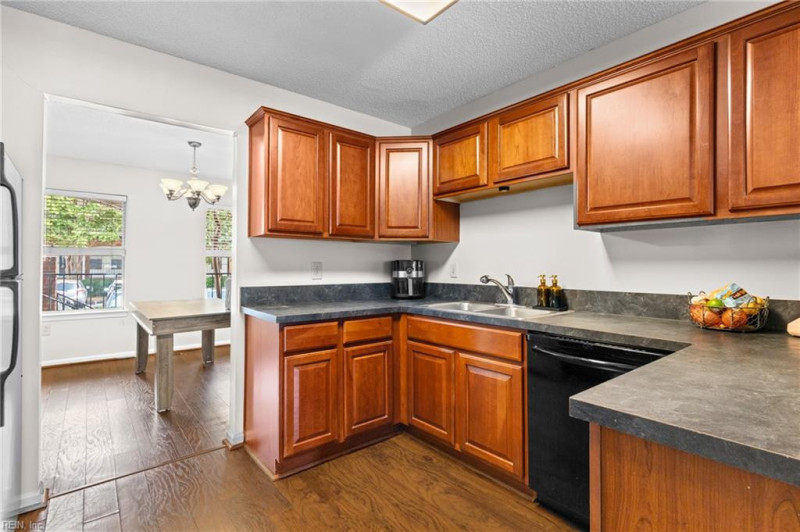 Photo 27 of 47 residential for sale in Norfolk virginia