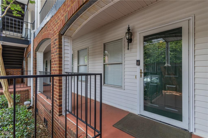Photo 6 of 47 residential for sale in Norfolk virginia