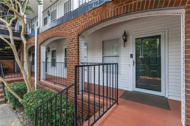 Photo 7 of 47 residential for sale in Norfolk virginia