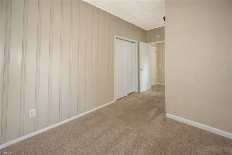 Photo 15 of 43 residential for sale in Virginia Beach virginia