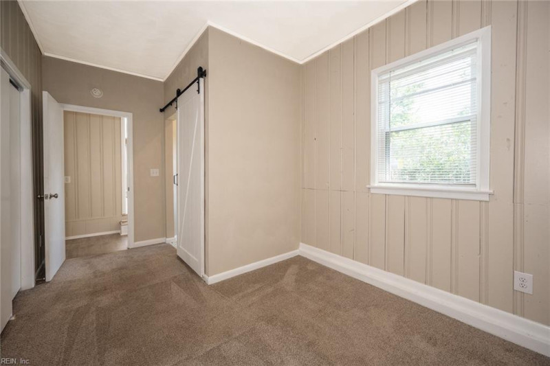 Photo 16 of 43 residential for sale in Virginia Beach virginia