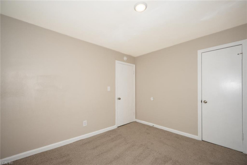 Photo 22 of 43 residential for sale in Virginia Beach virginia